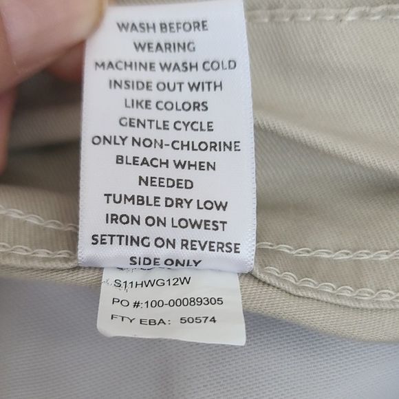 PLUS SIZE SHORTS. WOMAN'S WESTBOUND WOMAN'S SHORTS. - Picture 12 of 12